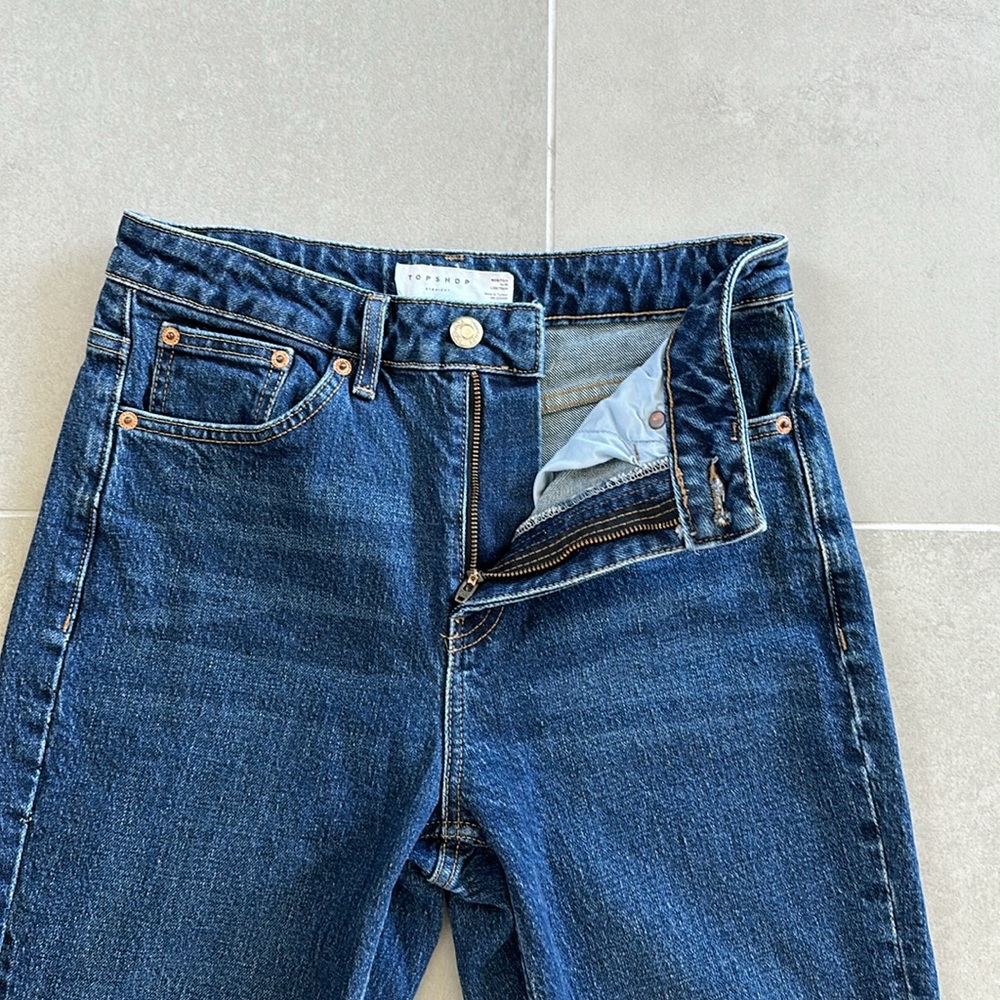 Topshop Straight Cut Jeans in Dark Blue Denim Raw Hem Size 28 - Picture 3 of 6